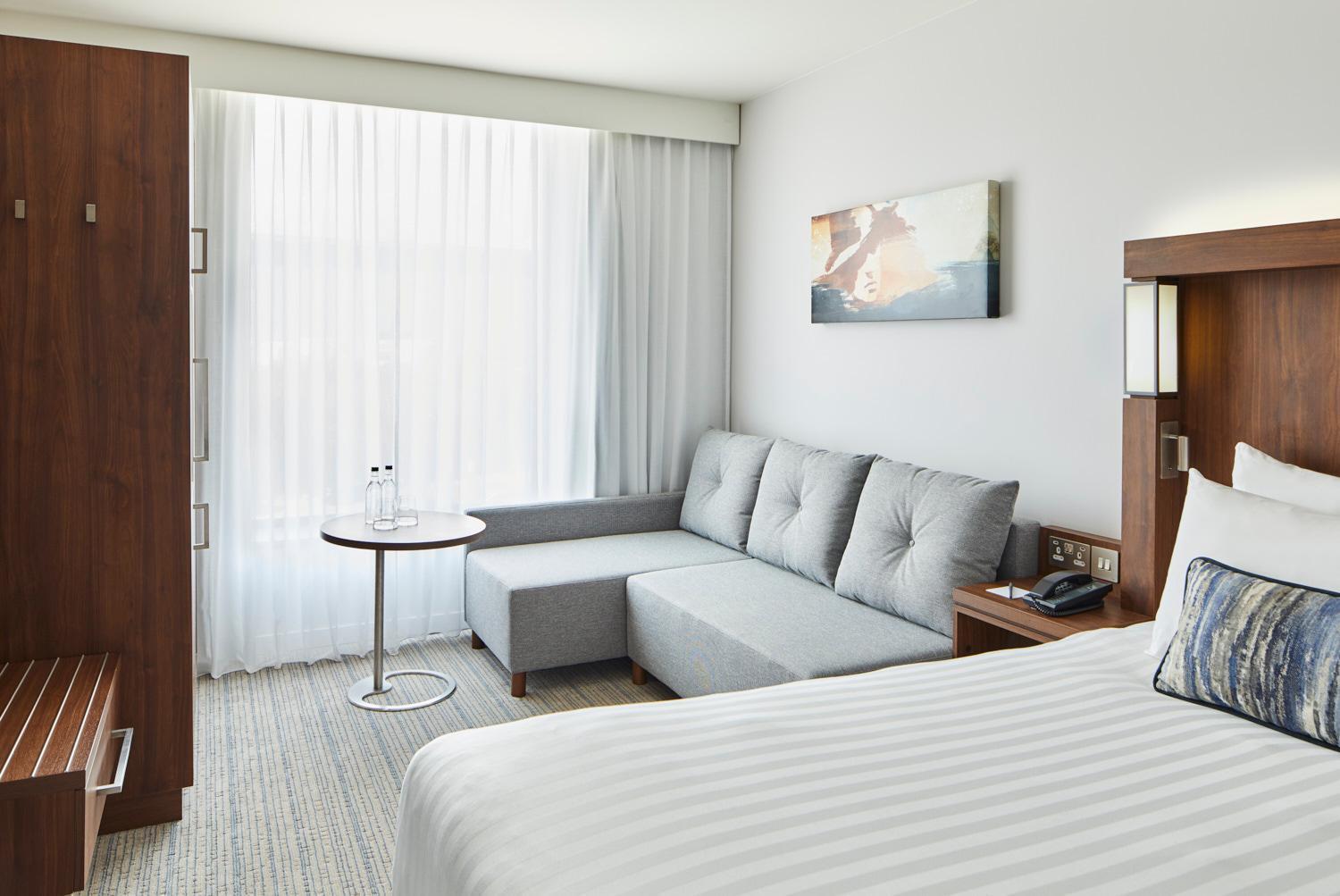 Courtyard By Marriott Inverness Airport Buitenkant foto